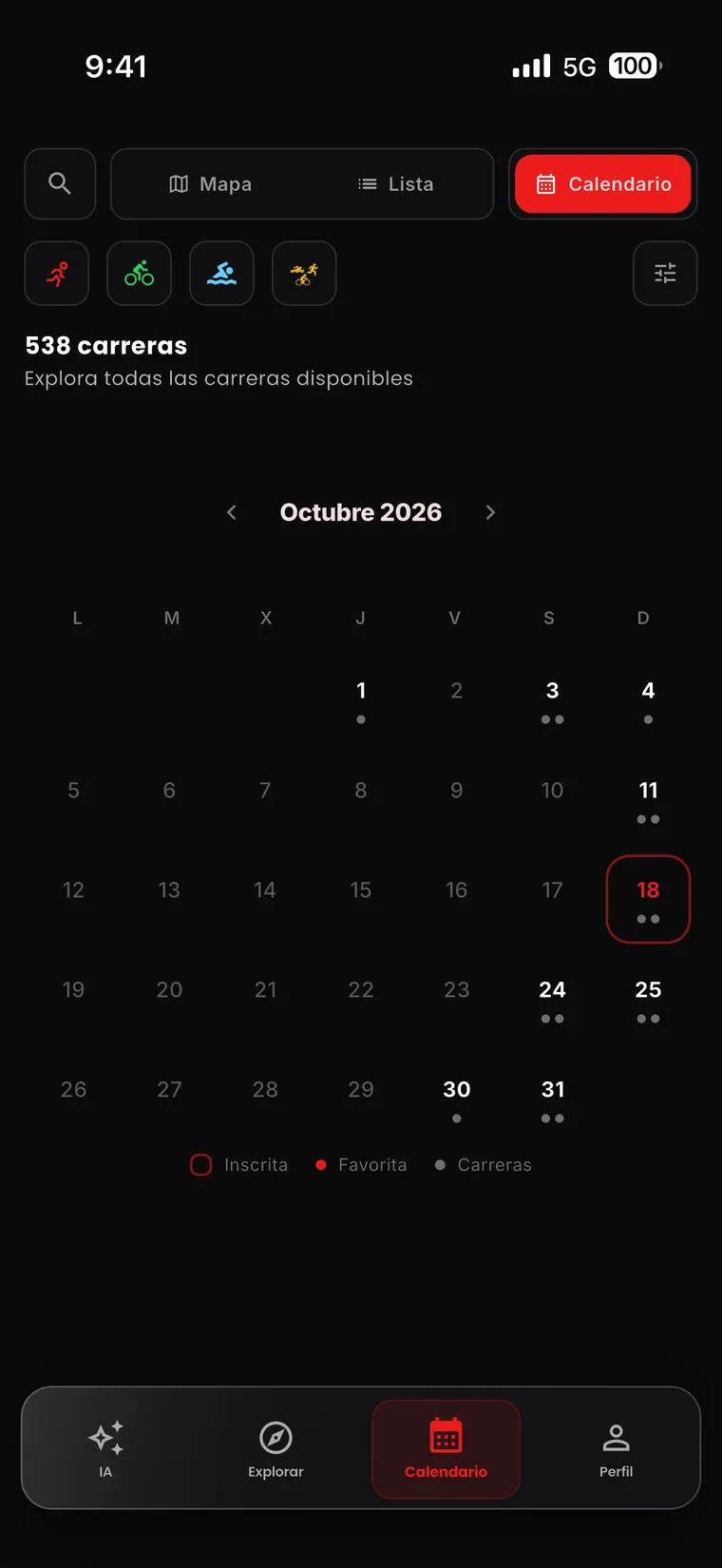 La app REKO con el calendario de octubre y los días con carreras marcados